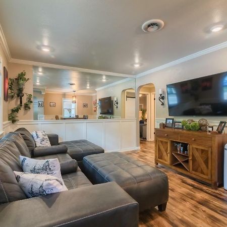 Villa Italian Style In Old Town With Private Hot Tub Fort Collins Exterior foto